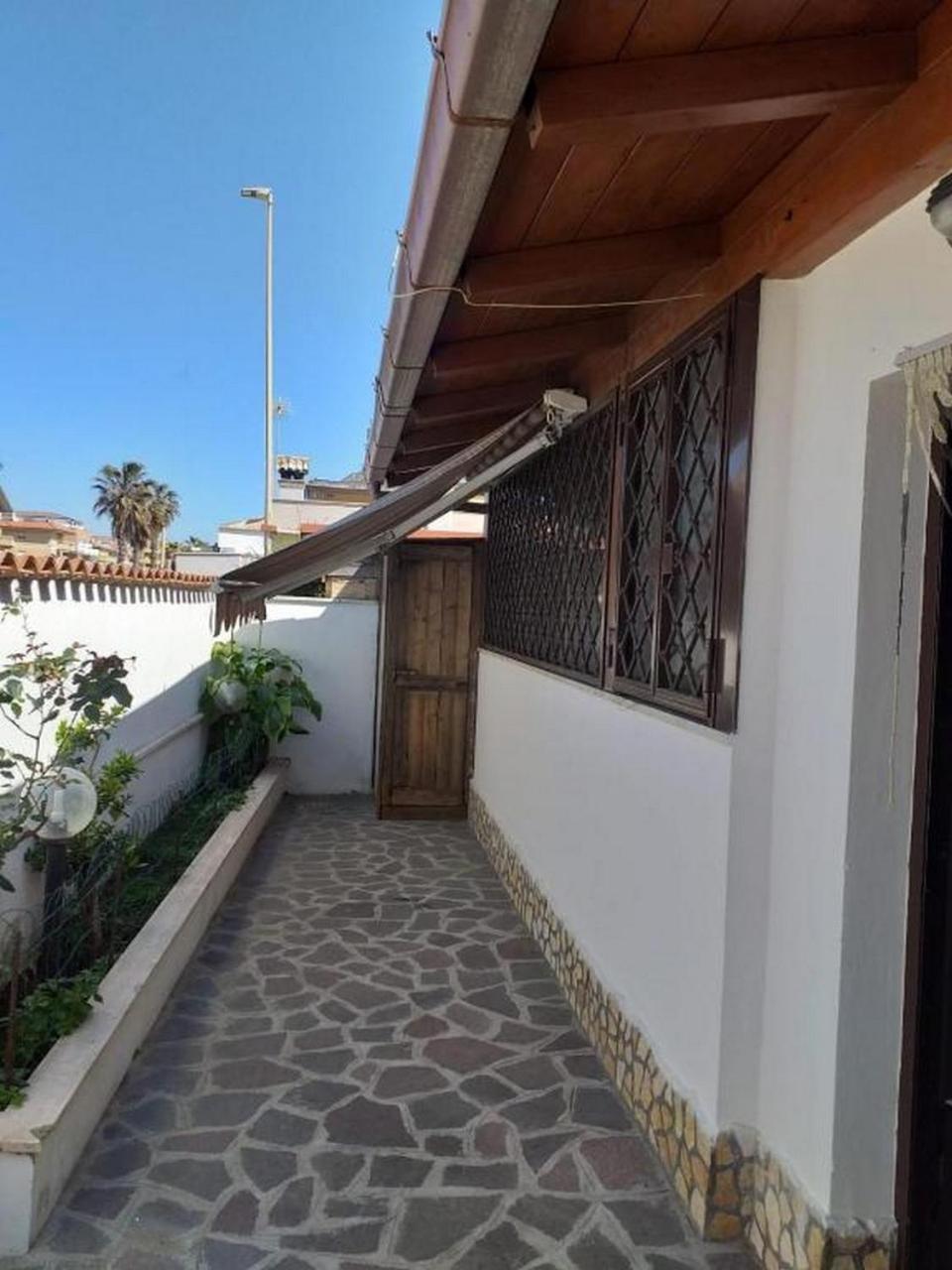 Villa Villino Indipendente Con Cortile Privato 4 P Letto - Sul Mare Vicino Aeroporto E Fiera Fiumicino
